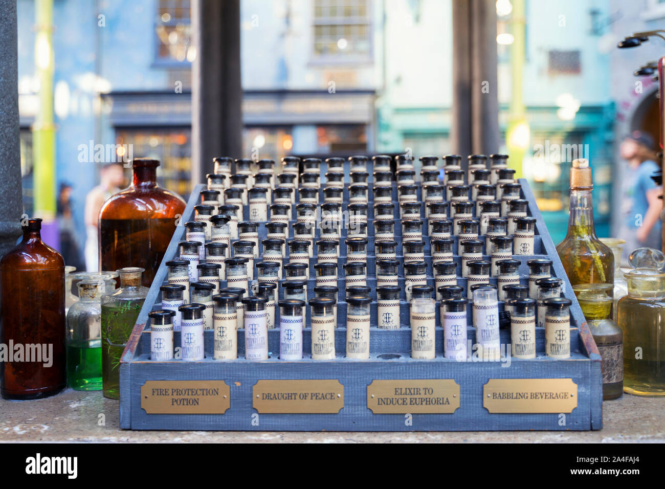 L'Eternelle de l'élixir d'un kiosque, des boissons rafraîchissantes et de potions, Wizarding World of Harry Potter, Chemin de Traverse, Universal Studios, Orlando Banque D'Images