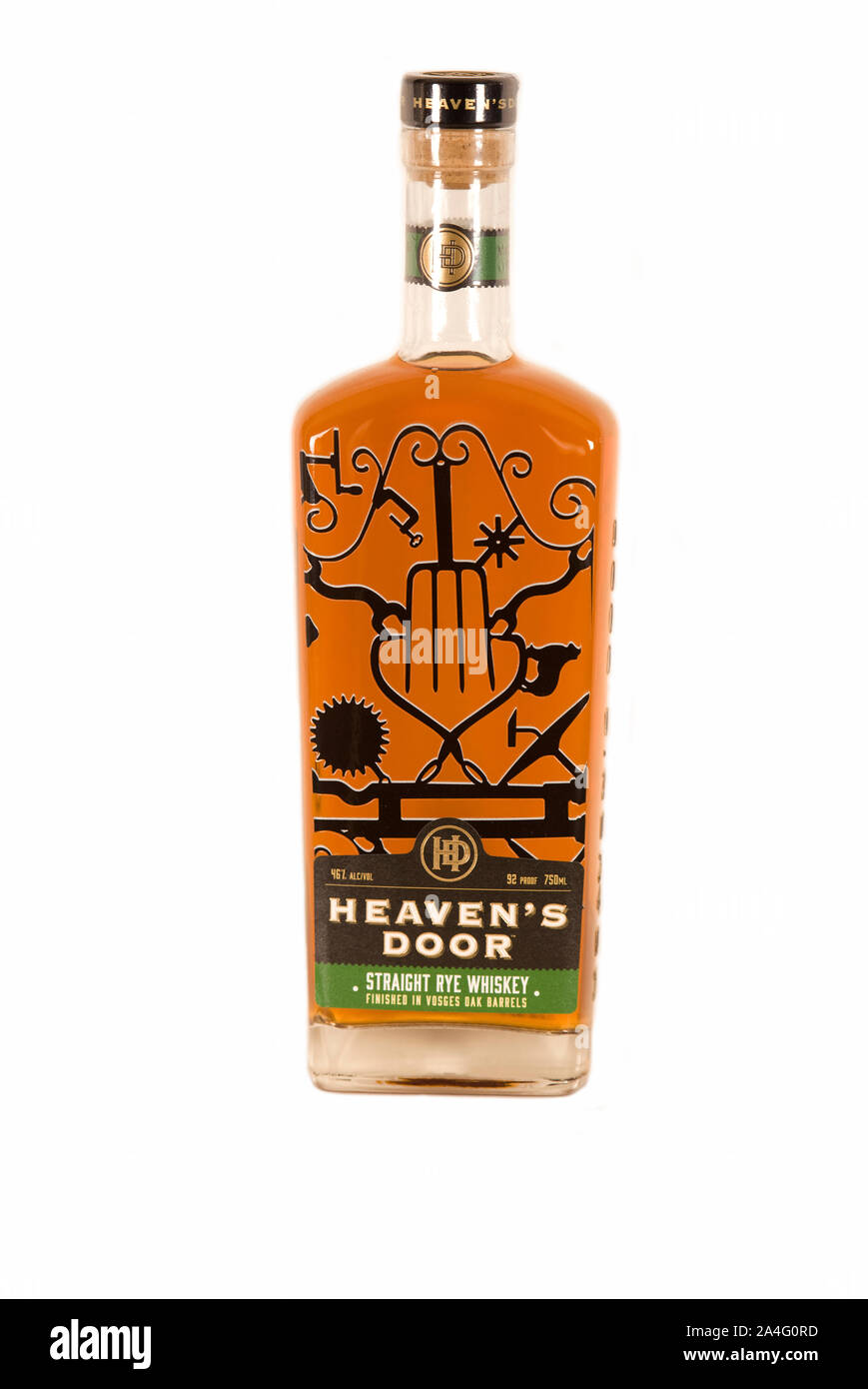 Une bouteille de bob Dylans Heaven's Door straight rye whiskey isolé sur fond blanc Banque D'Images
