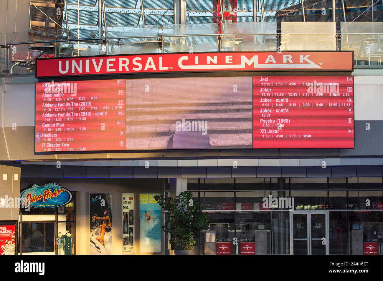 Panneau d'entrée de Cinemark universelle, cinéma, spectacles, Universal Studios Orlando, Floride, USA Banque D'Images