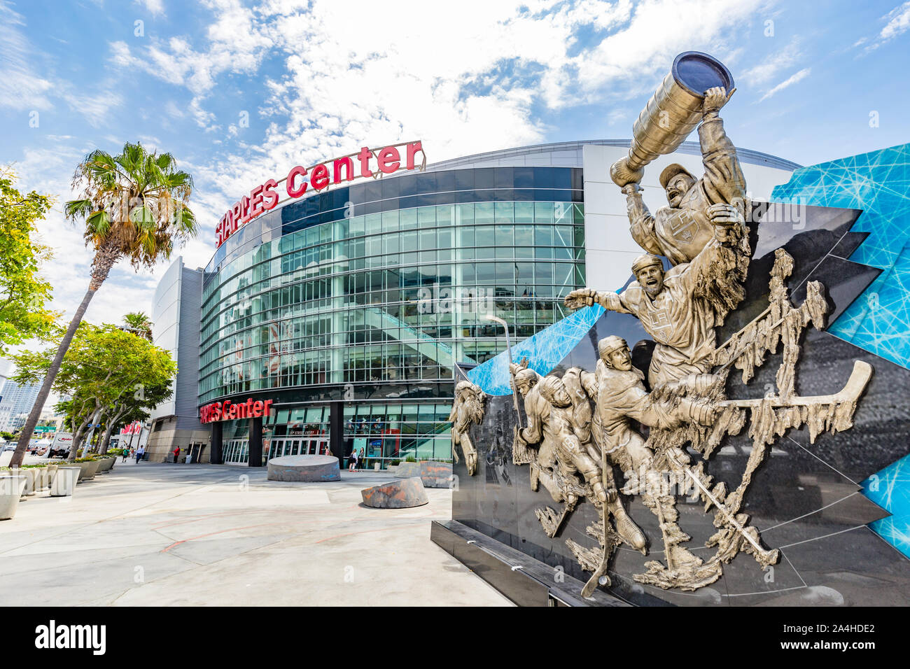 Vue extérieure du Staples Center dans le centre-ville de Los Angeles, Californie est une salle de concerts et de sports arena Banque D'Images