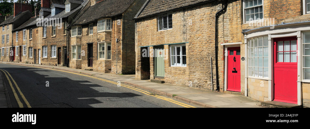 Street view en Castel Guelfo di Bologna Ville, Northamptonshire, Angleterre, Royaume-Uni Banque D'Images