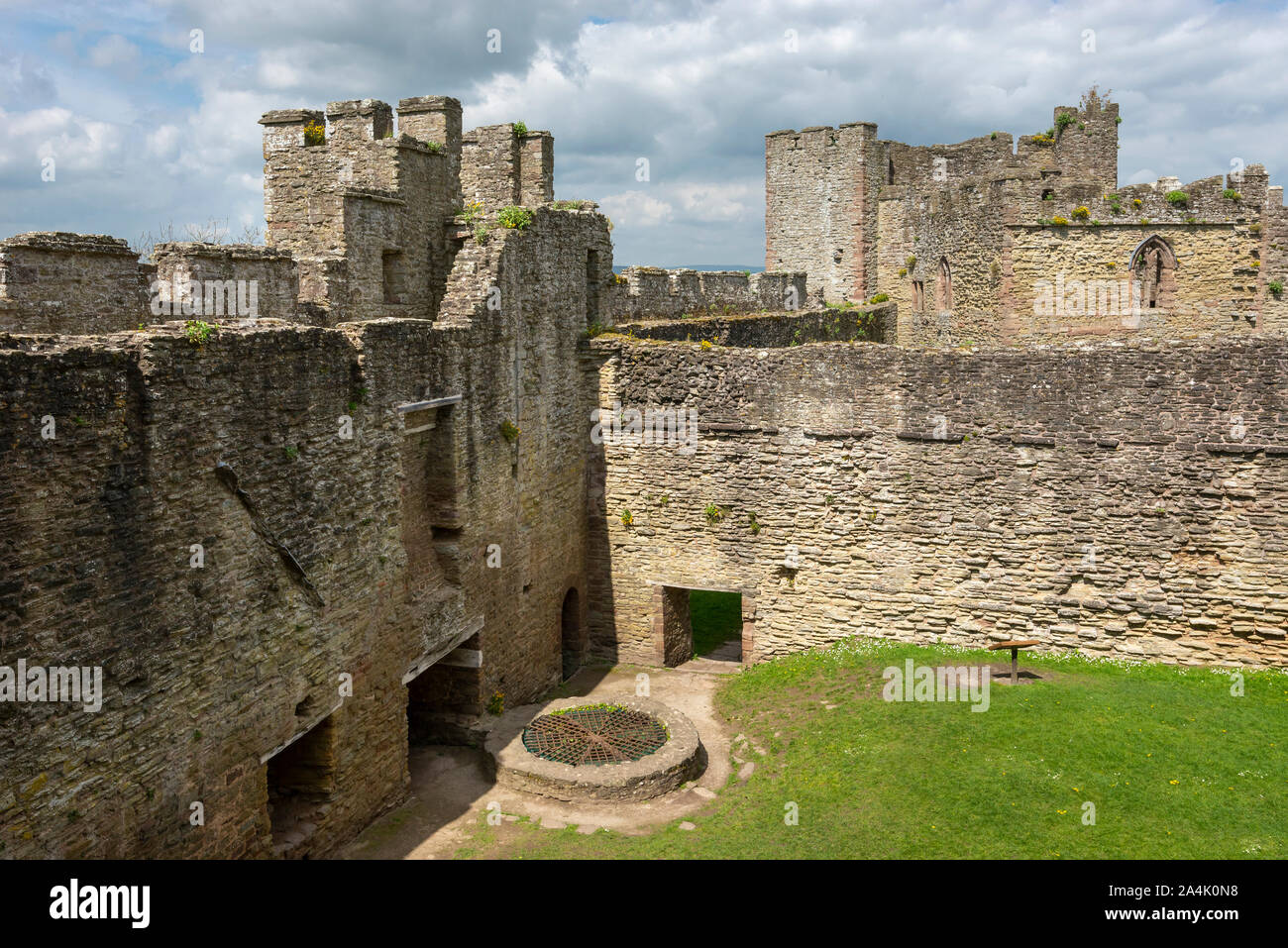 Château de Ludlow, Shropshire, Angleterre. Un beau château médiéval qui est une attraction touristique dans la ville de Ludlow. Banque D'Images