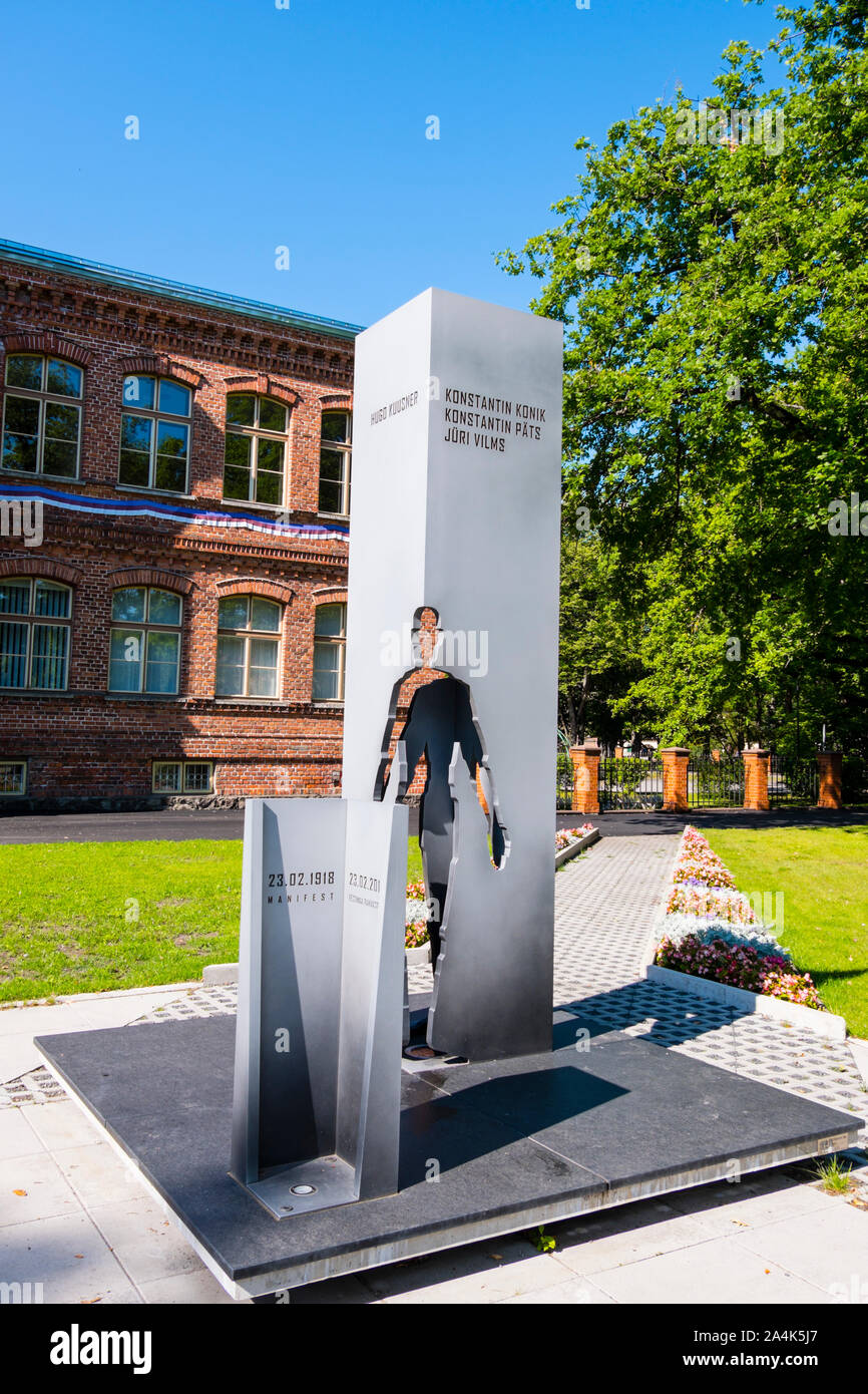 Mémorial à ceux qui déclarent l'indepence estonienne en février 1918, Pärnu, Estonie Banque D'Images