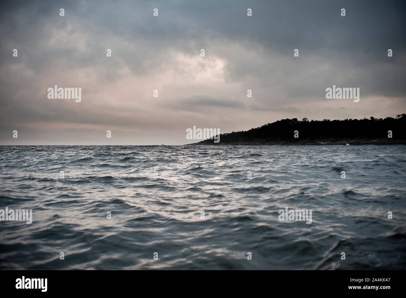 Mer au coucher du soleil Banque D'Images