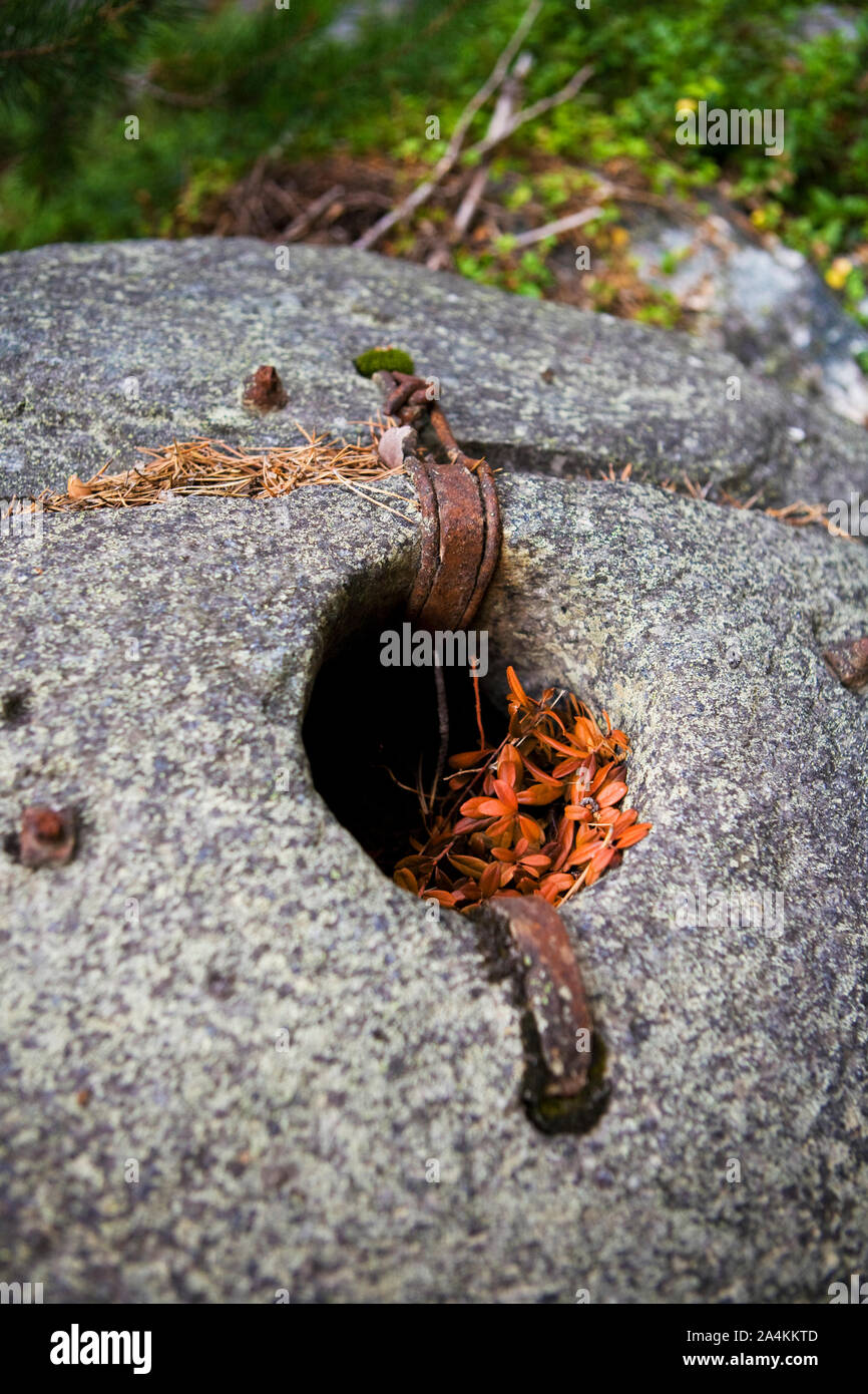 Old Mill stone / grind stone en Norvège Banque D'Images
