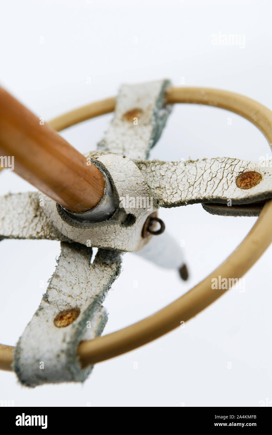 Vieux bâton de ski Banque D'Images