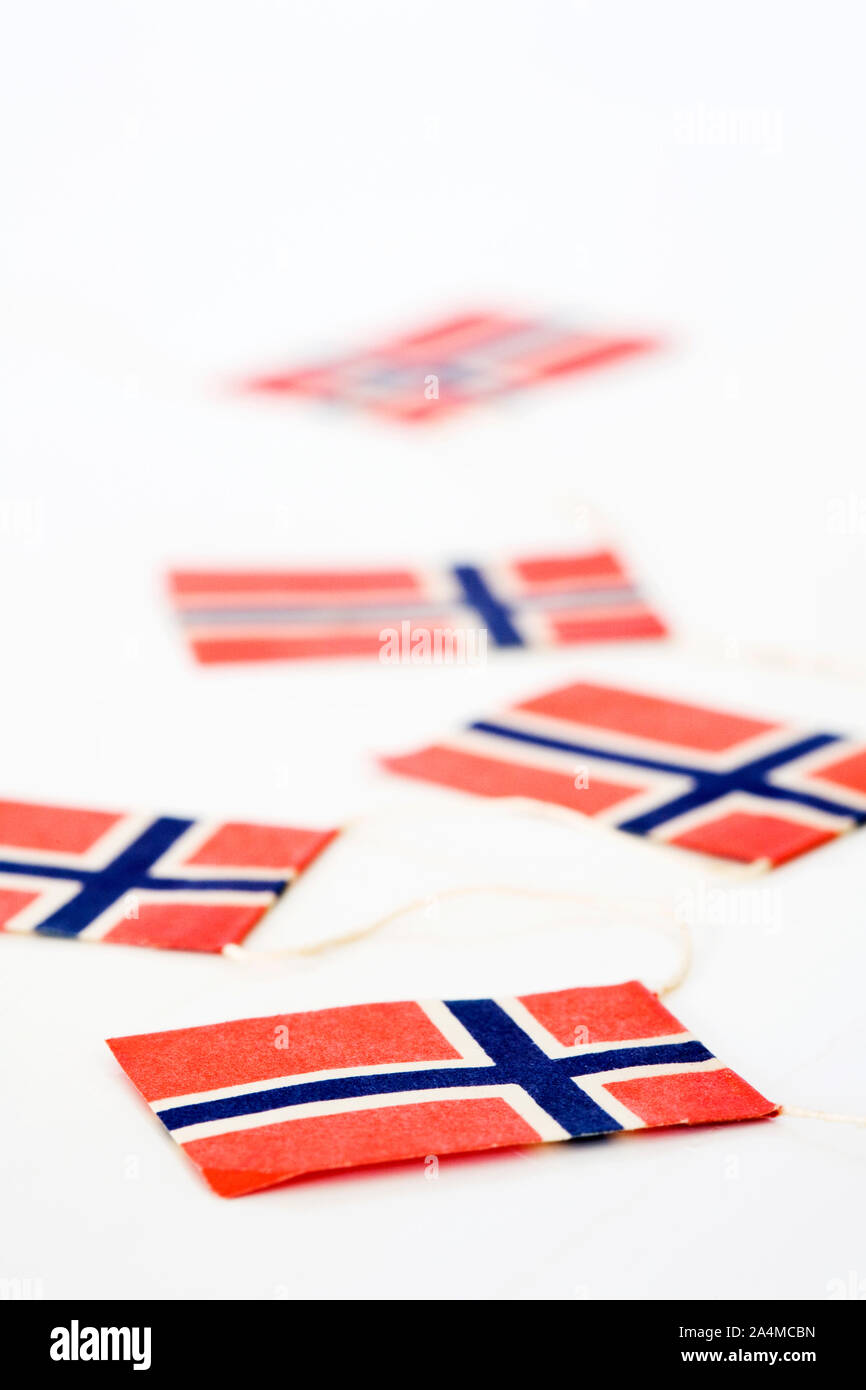 Les petits drapeaux norvégien Banque D'Images