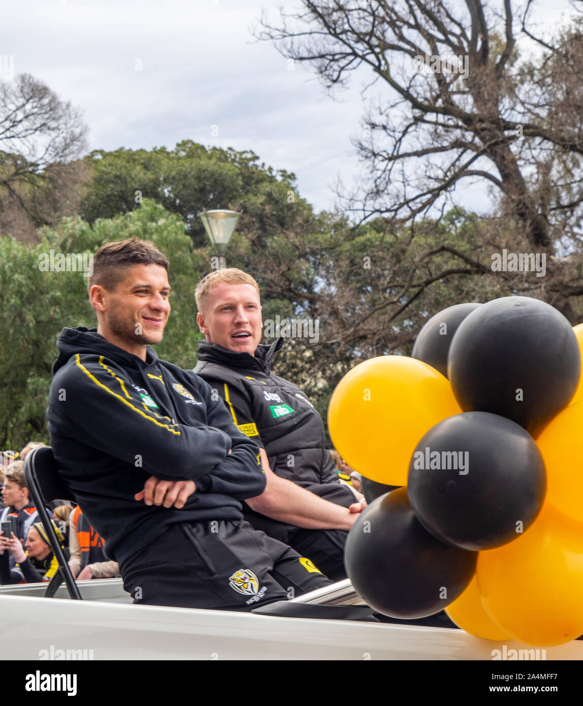 La Ligue de football australien AFL 2019 Grand Parade finale plus de Western Sydney GWS Giants Tigres Richmond Melbourne Victoria en Australie. Banque D'Images