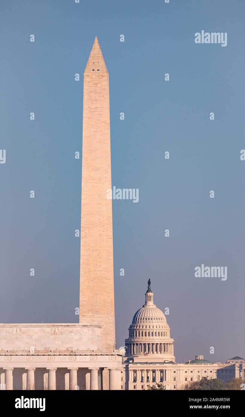 WASHINGTON, DC, USA - le Lincoln Memorial, le Washington Monument, le Capitole (L-R). Banque D'Images