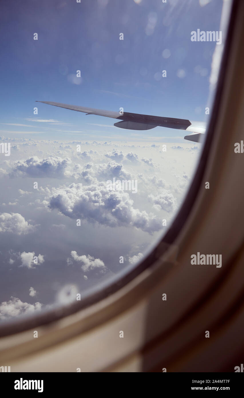 Vue de la fenêtre de l'avion Banque D'Images