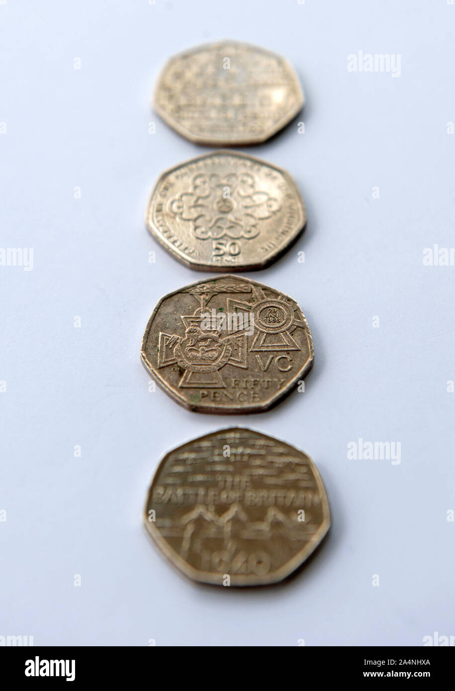 UK cinquante pence coins. Banque D'Images