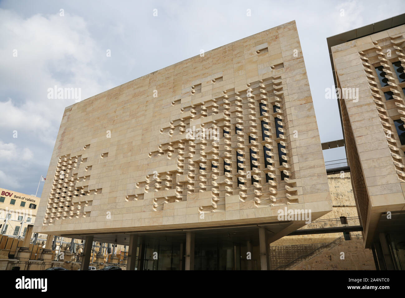 Une vue générale du nouveau Parlement de Malte bâtiment dans la ville de La Valette, sur l'île de Malte Banque D'Images