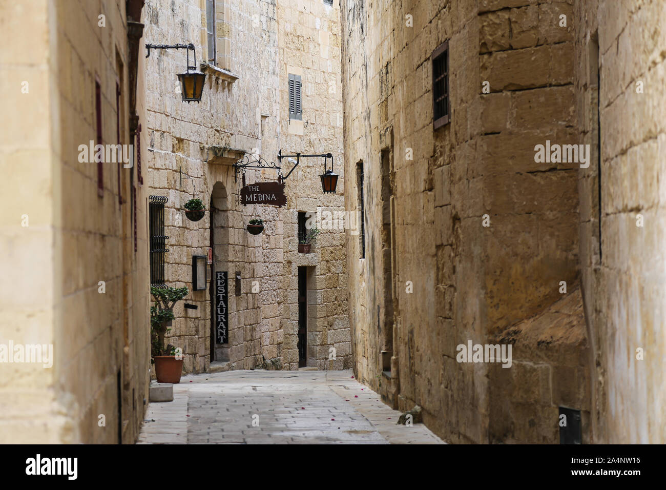 Une vue générale de Triq Santa Sofija à Mdina, sur l'île de Malte Banque D'Images