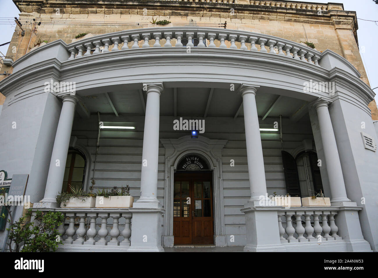 Une vue générale de la station de police de police maltaises à Sliema, sur l'île de Malte Banque D'Images