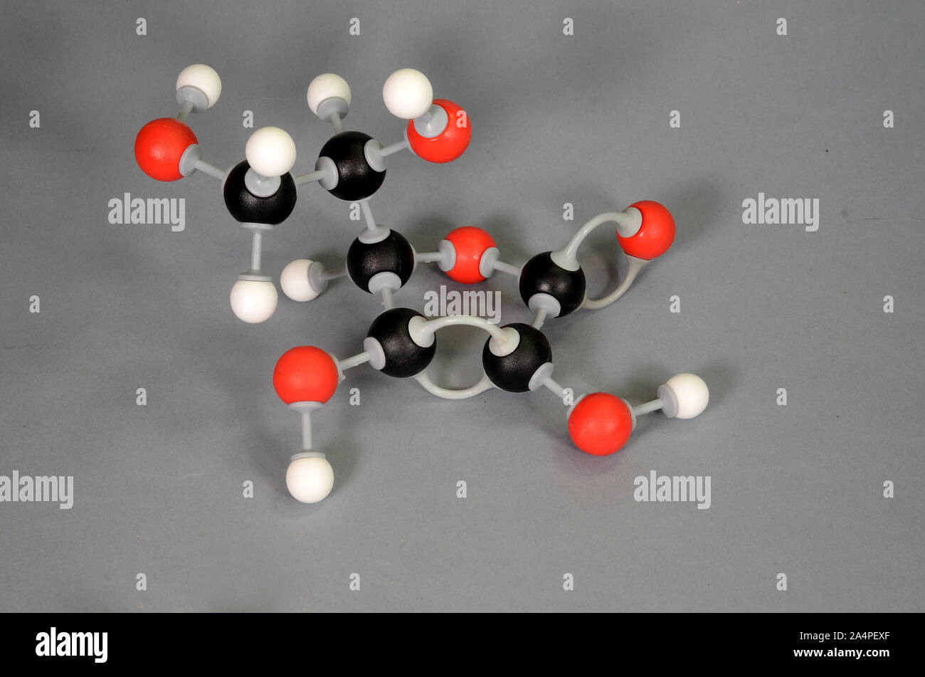 Molécule modèle d'Ascorcic ou vitamine C. White est l'hydrogène, le carbone noir est rouge, est l'oxygène. Banque D'Images