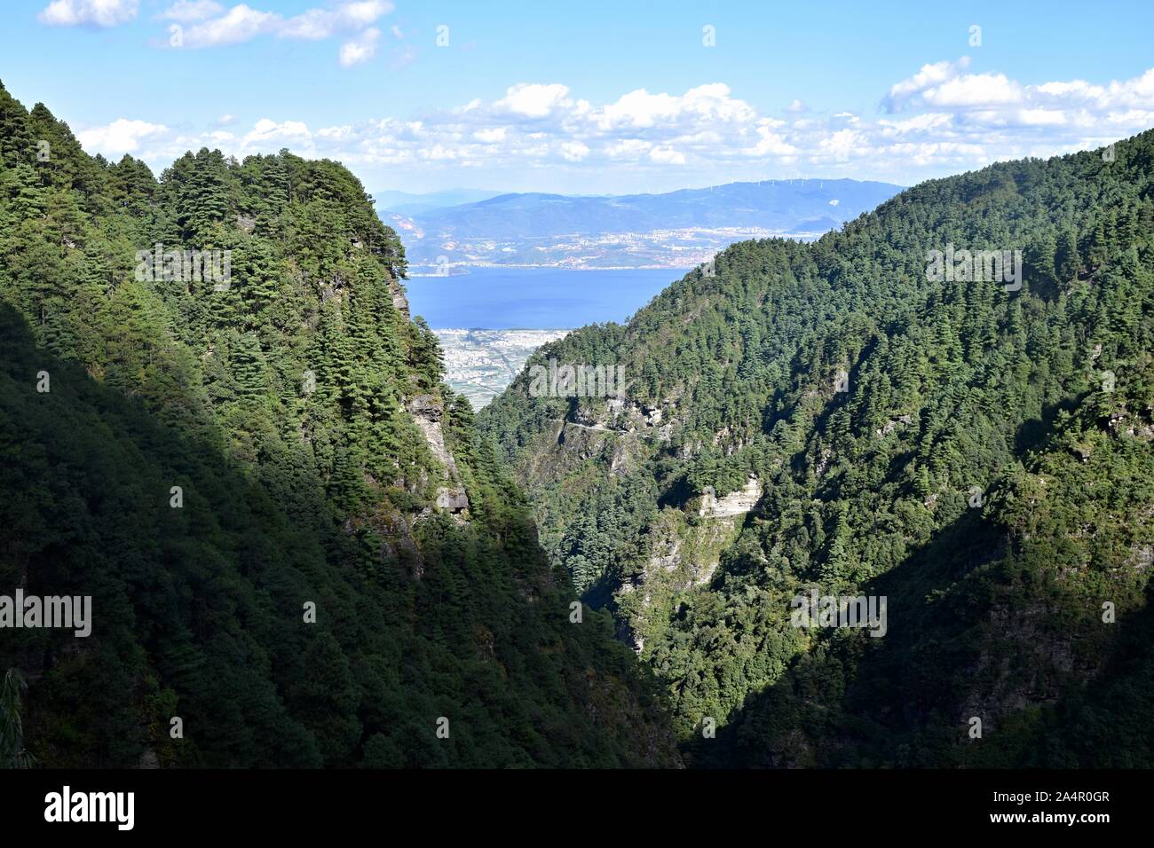 Beau paysage de montagne Cang Mountain, dans la vieille ville de Dali dans la province du Yunnan en Chine. Banque D'Images