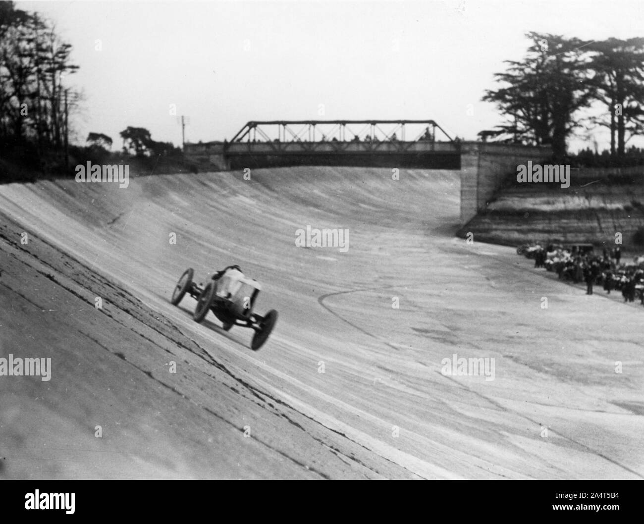 En 1913, Percy Lambert spécial Talbot 25hp à Brooklands, pauses 103 milles en 1 record de l'heure. Banque D'Images