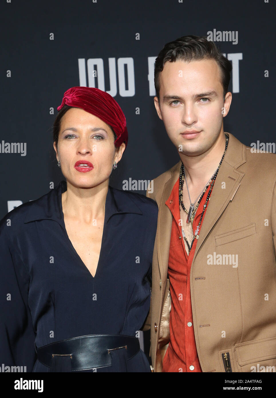 Los Angeles, Ca. 15 Oct, 2019. Chelsea Winstanley, Mojean Aria, à première de projecteurs Fox' 'Jojo Lapin' à poster 43 à Los Angeles, Californie le 15 octobre 2019. Credit : Faye Sadou/media/Alamy Punch Live News Banque D'Images