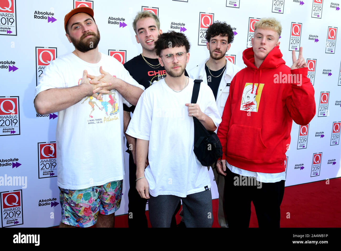 La Vie Facile (Murray Matravers, Oliver Cassidy, Sam Hewitt, Lewis Berry, et la Jordanie Birtles) au cours de la Q Awards 2019 en association avec Radio absolue au Roundhouse de Camden, Londres. Banque D'Images