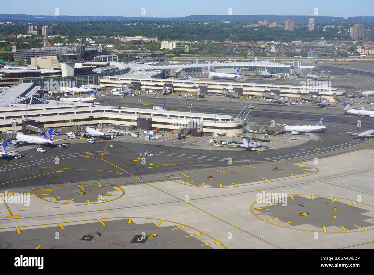 NEWARK, NJ -5 oct 2019- Vue d'avions de United Airlines (UA) à l'Aéroport International Liberty de Newark (EWR) dans le New Jersey près de New York City, une maj Banque D'Images