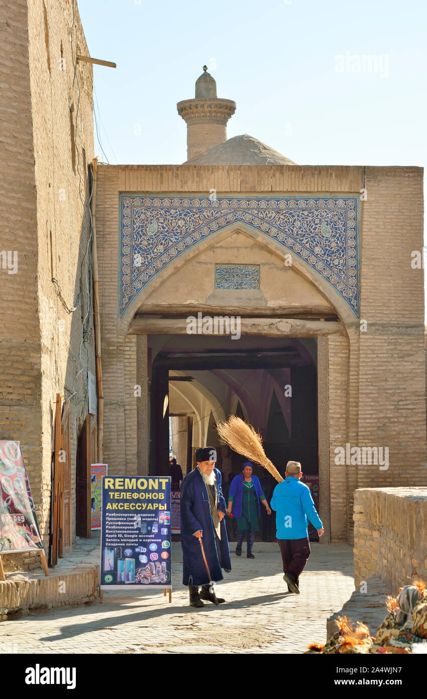 Palvan Darvoza (porte est) à l'intérieur de l'Itchan Kala. Khiva, Site du patrimoine mondial de l'UNESCO, de l'Ouzbékistan Banque D'Images