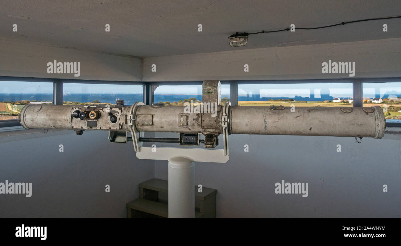Télémétriques dans le Musée Mémoire 39-45, WW2 museum en allemand Graf Spee batterie d'artillerie navale poste de commandement, Plougonvelin, Bretagne, France Banque D'Images