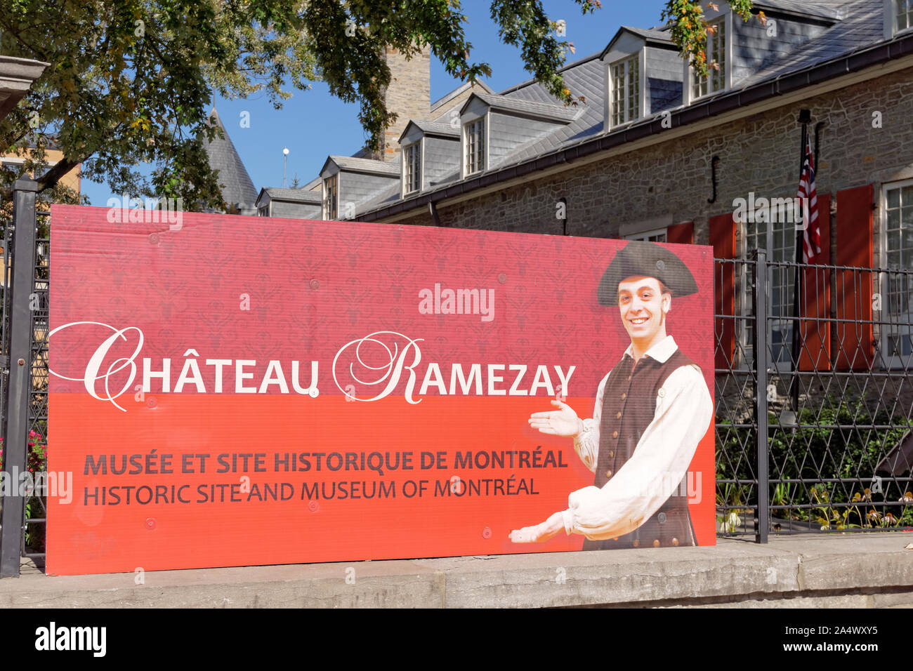 Musée de Château Ramezay museum and historic site sign dans le Vieux Montréal, Québec, Canada Banque D'Images