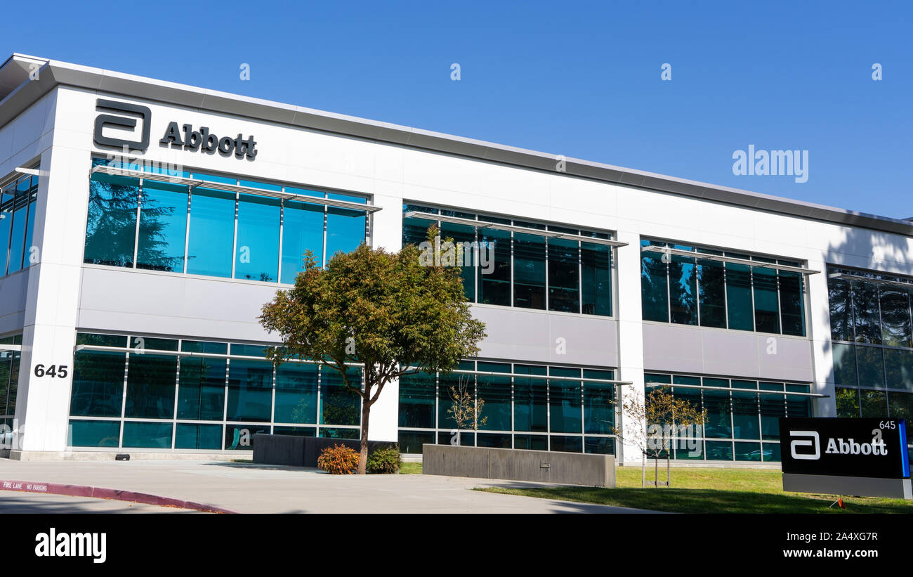 Oct 15, 2019 Sunnyvale / CA / USA - Laboratoires Abbott siège à Silicon Valley ; Abbott Laboratories est un Américain de la santé et des dispositifs médicaux Banque D'Images