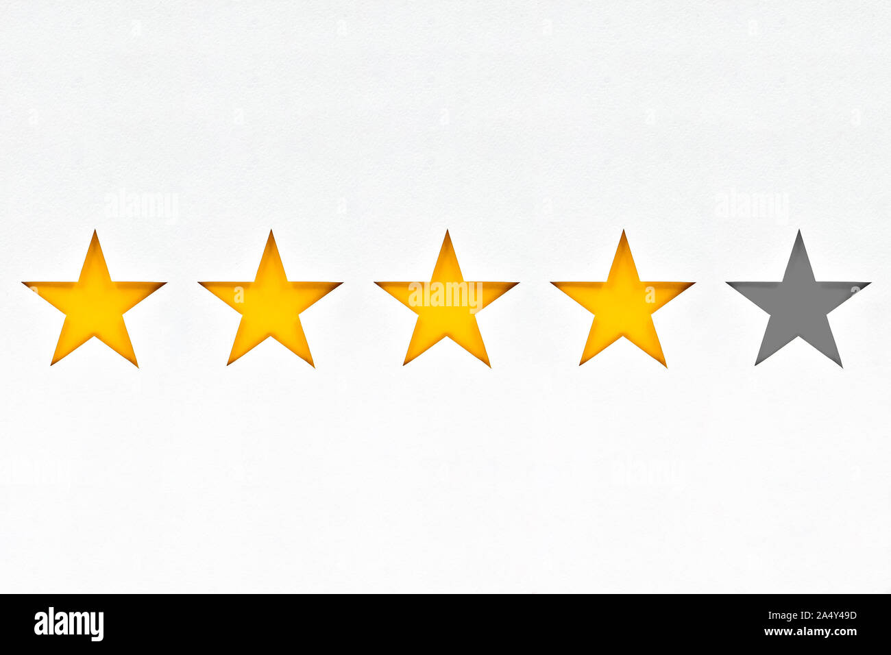 Star (de un à cinq), fait main à partir de cartons, le concept d'une évaluation négative ou positive, avis et commentaires. Banque D'Images