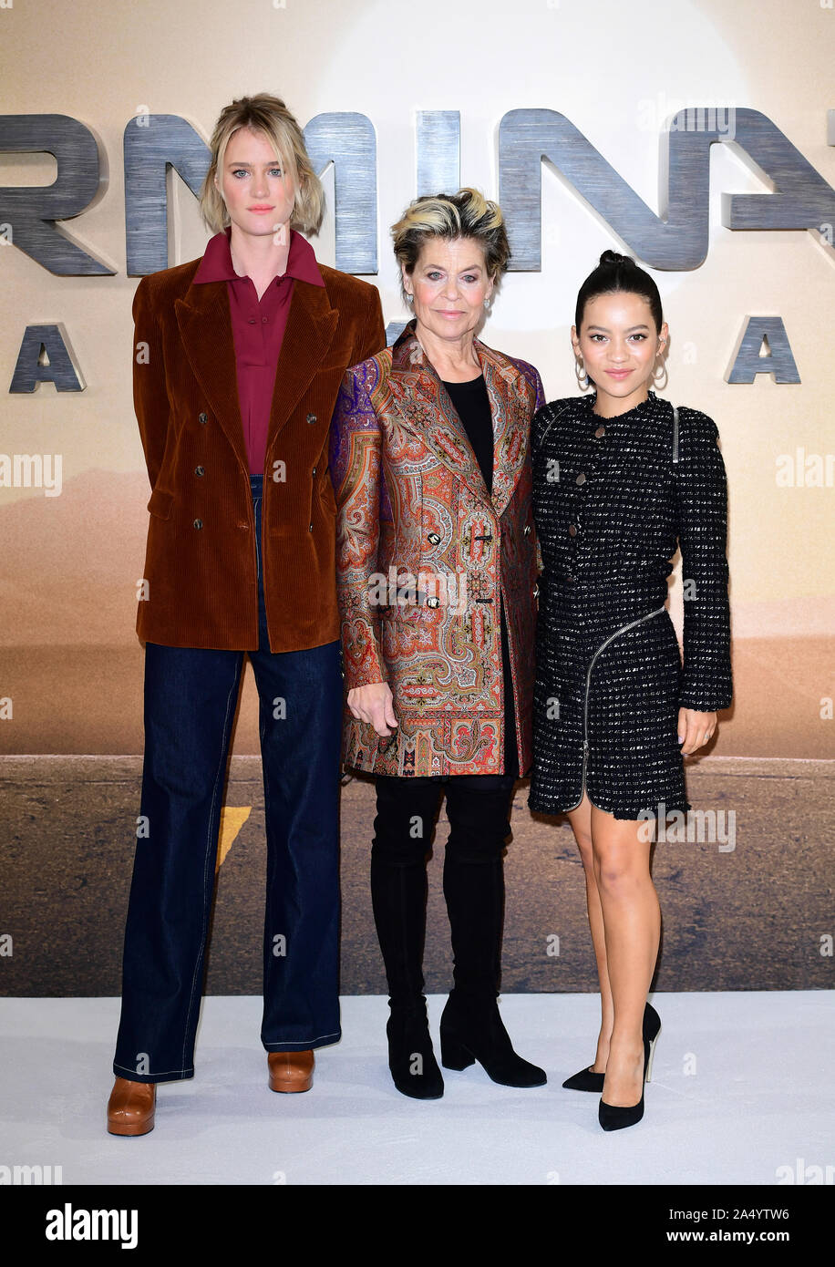 Mackenzie Davis, Linda Hamilton et Natalia Reyes arrivant pour la terminaison : Dark sort une séance tenue à l'hôtel Mandarin Oriental, Londres. Banque D'Images