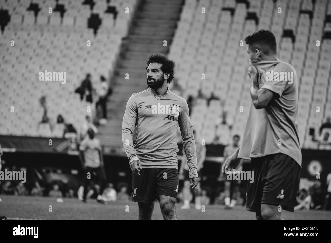 Istanbul, Turquie - 13 août 2019 : Mohamed Salah une gâche () de Liverpool FC sur le terrain à la formation d'avant-match avant la Super Coupe de l'UEFA Banque D'Images