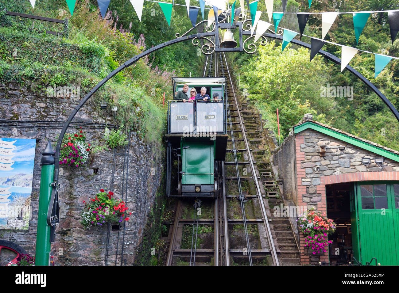 Lynton & Lynmouth Cliff Railway, Lee Road, Lynmouth, Devon, Angleterre, Royaume-Uni Banque D'Images