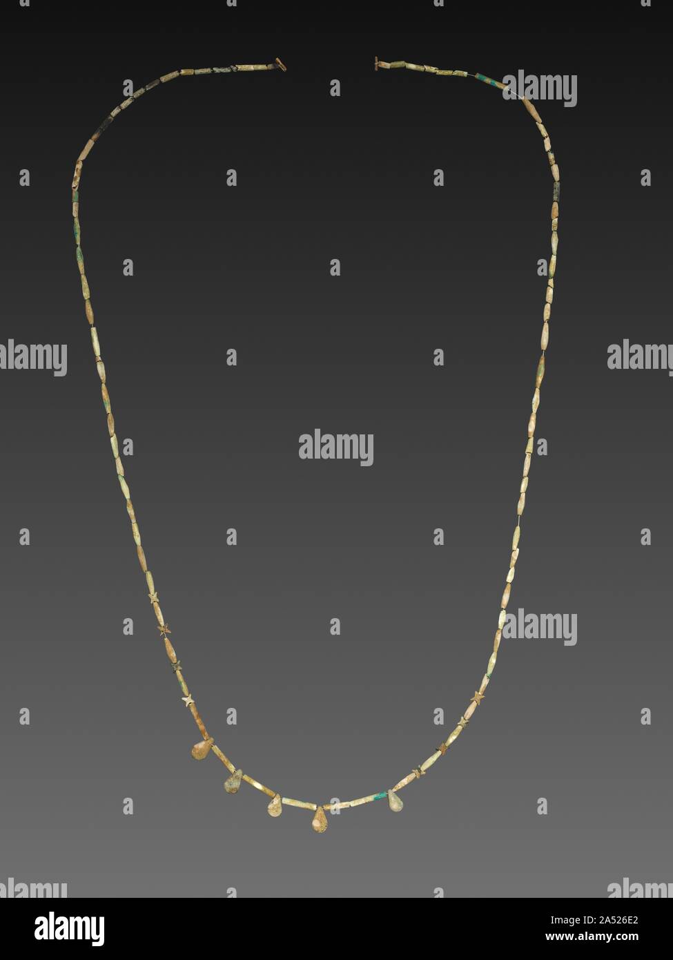 Collier simple brin, 2040-1648 BC. Banque D'Images