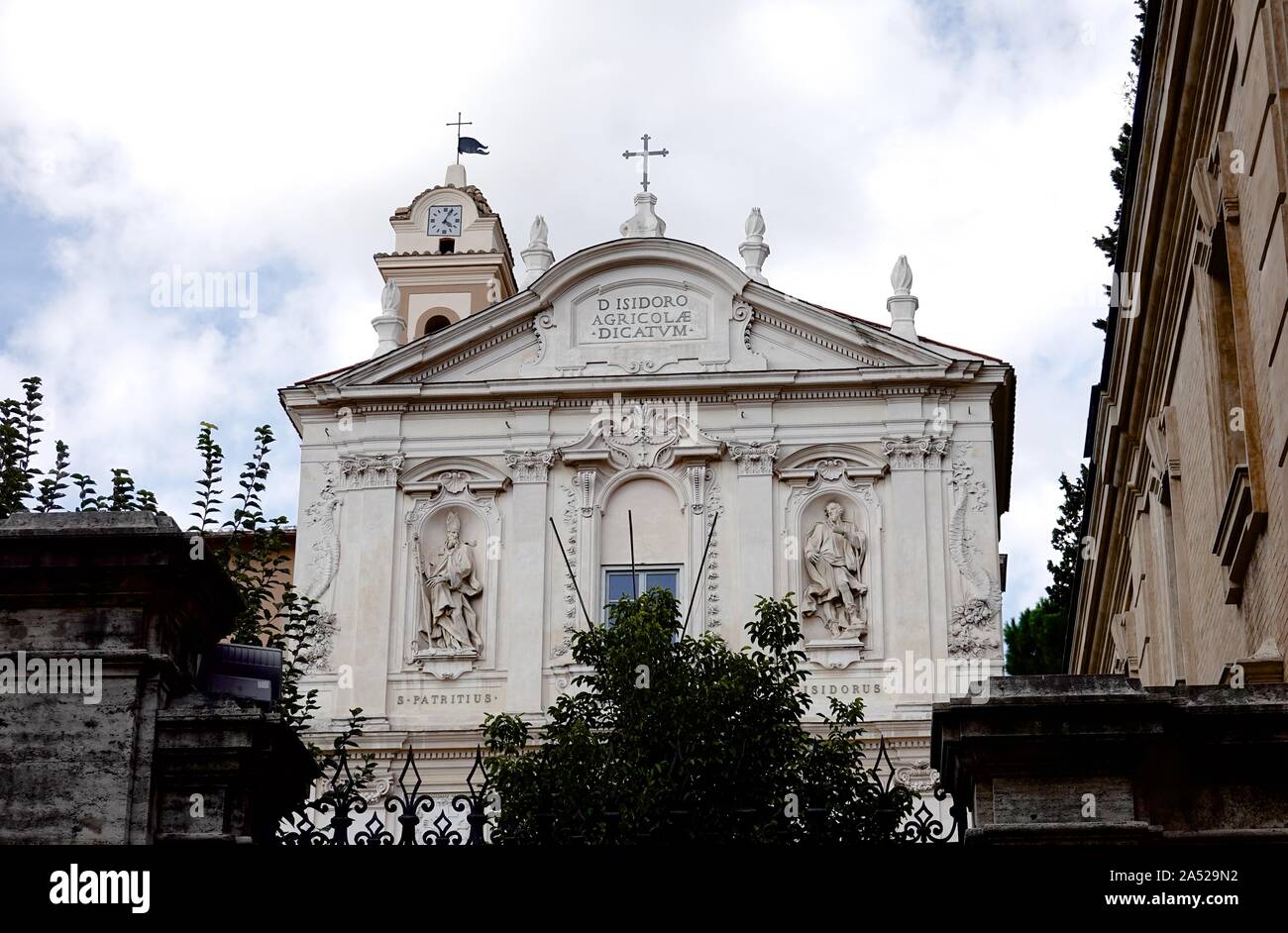 Saint Isidore Rome St isidore Banque de photographies et d’images à haute résolution - Alamy