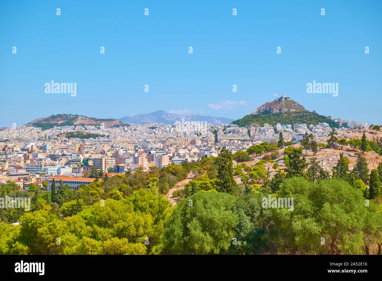 Panoramia d'Athènes Ville avec le Mont Lycabette, Grèce Banque D'Images