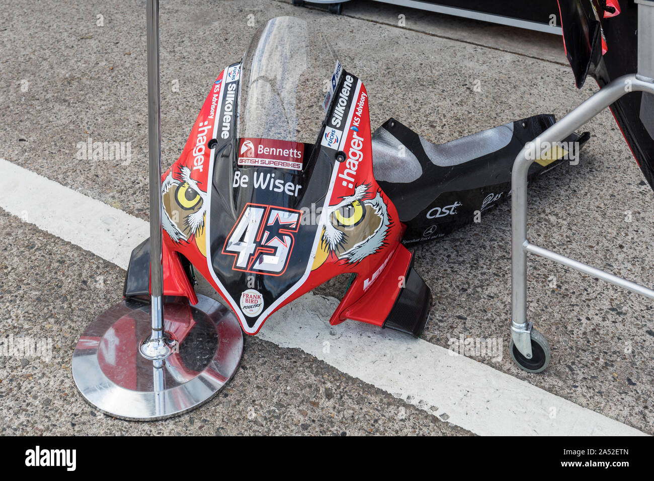 Ducati Panigale V4 est plus prudent avant de Ducati Fairing, # 45 Scott Redding Banque D'Images