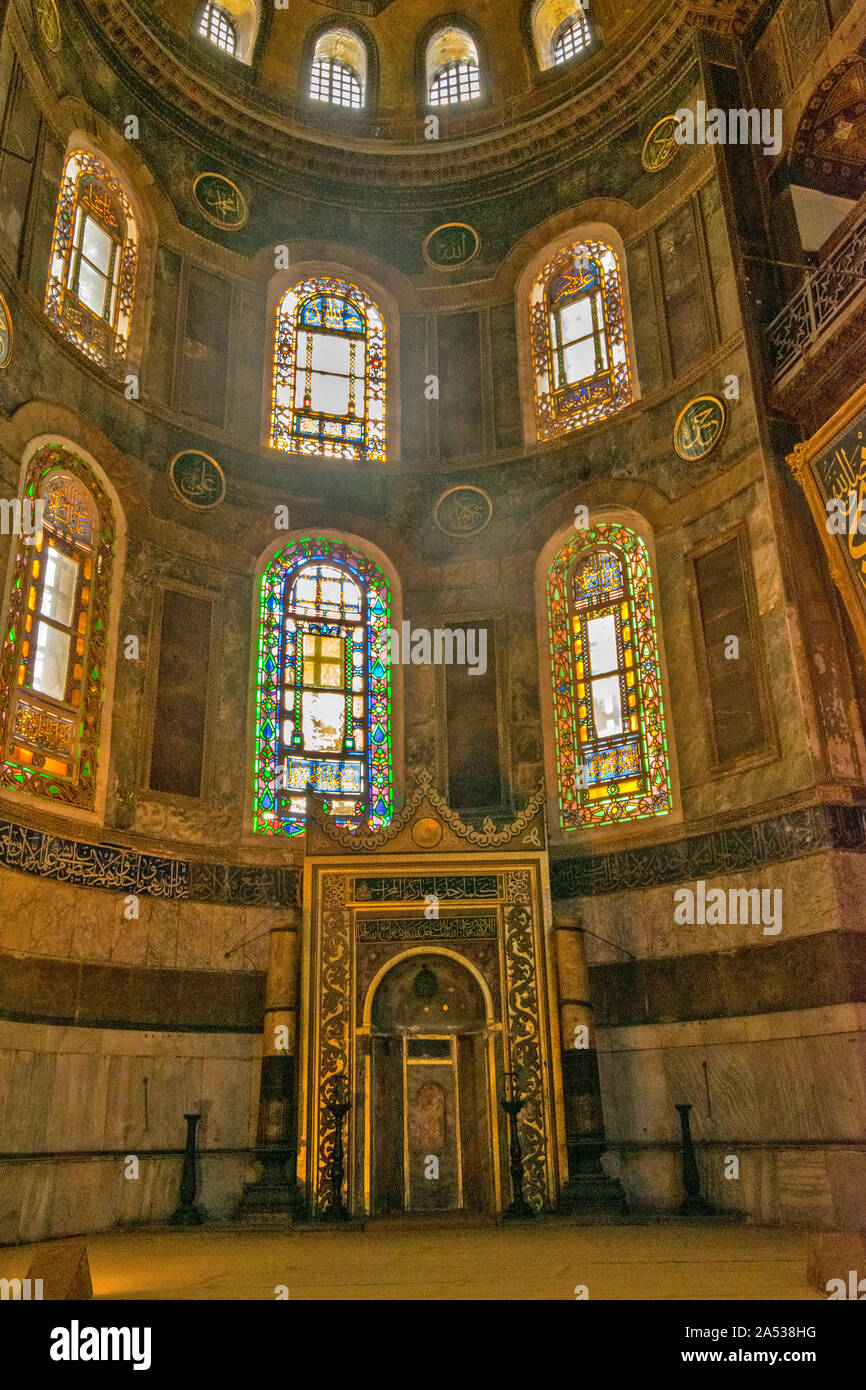ISTANBUL Turquie Sainte-sophie le mihrab de l'INTÉRIEUR DE L'abside OÙ L'ALTER EST SITUÉ DANS CHRISTIANISME Banque D'Images