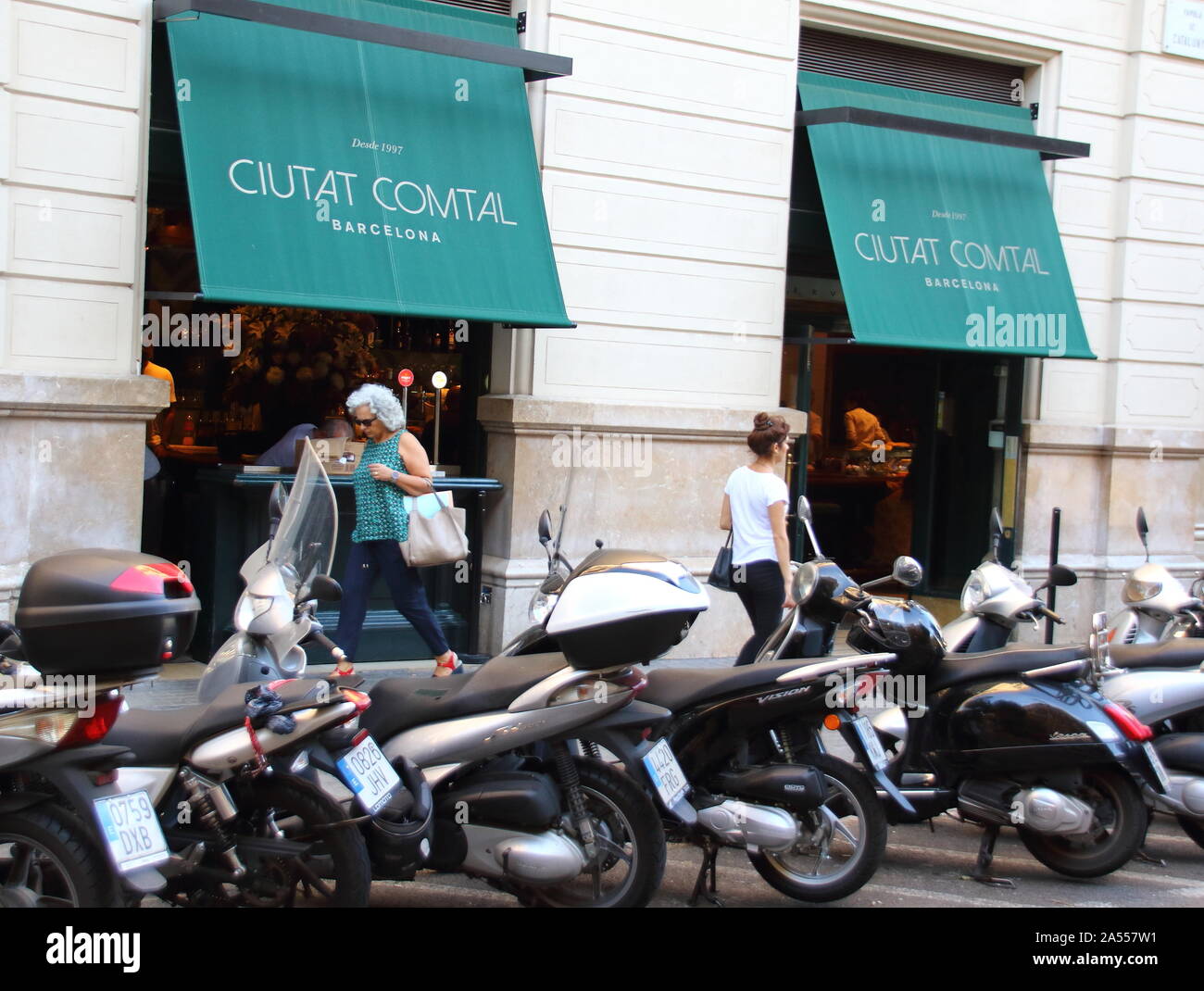 Ciutat Comtal restaurant vu dans le centre de Barcelone. Banque D'Images