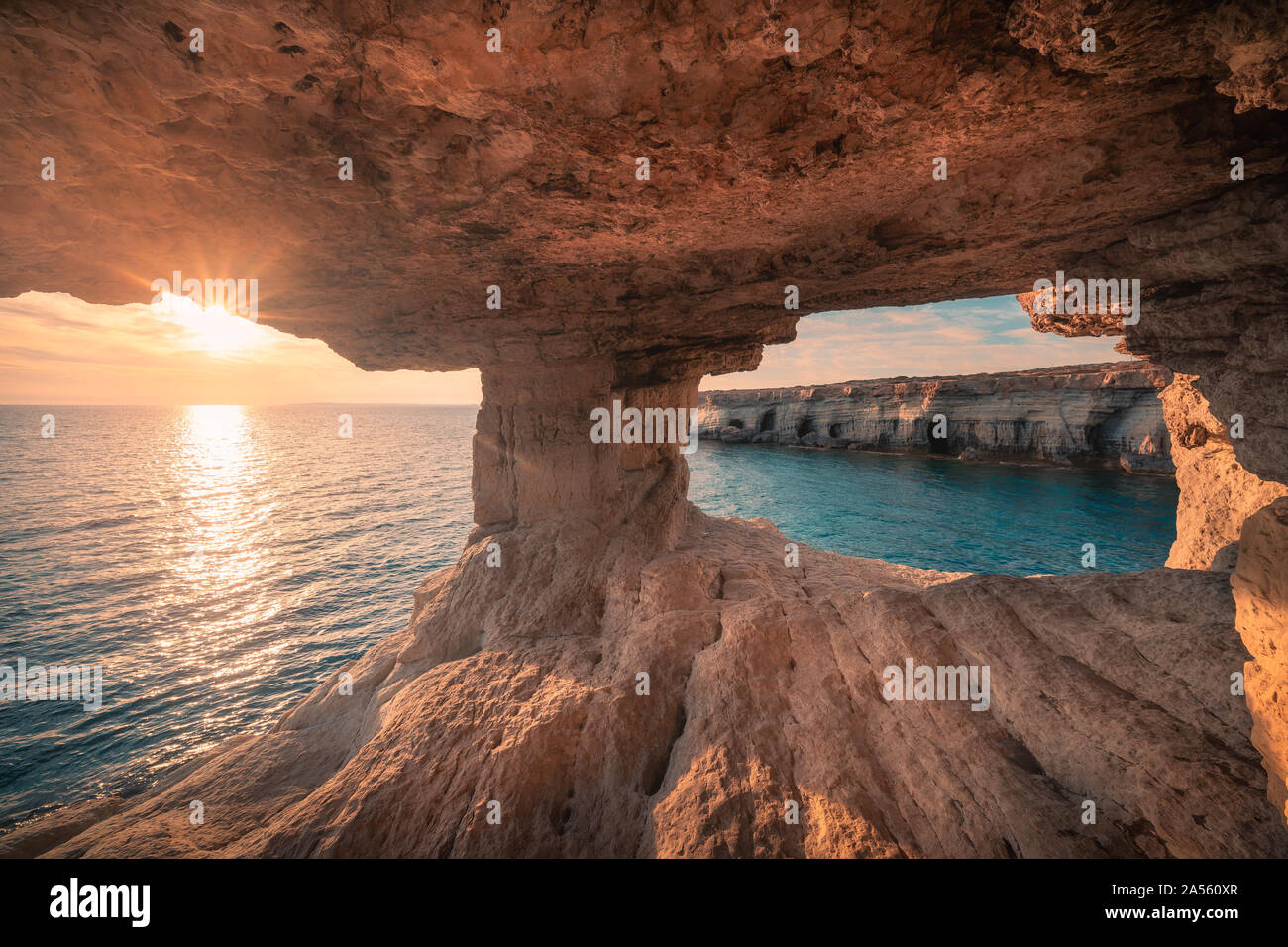 Les grottes de la mer au cap Greco parc national près de Ayia Napa et Protaras sur l'île de Chypre, Mer Méditerranée Banque D'Images