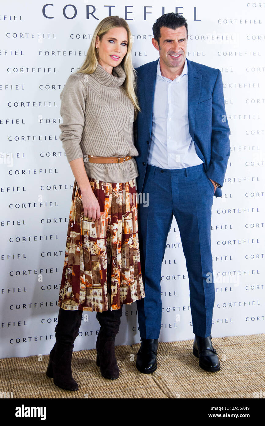 Madrid, Espagne. 17 Oct, 2019. Luis Figo avec son épouse Helen Svedin lors de la présentation de la campagne d'automne de Cortefiel à Los Gallos. Madrid, 17.10.2019 | Conditions de crédit dans le monde entier : dpa/Alamy Live News Banque D'Images