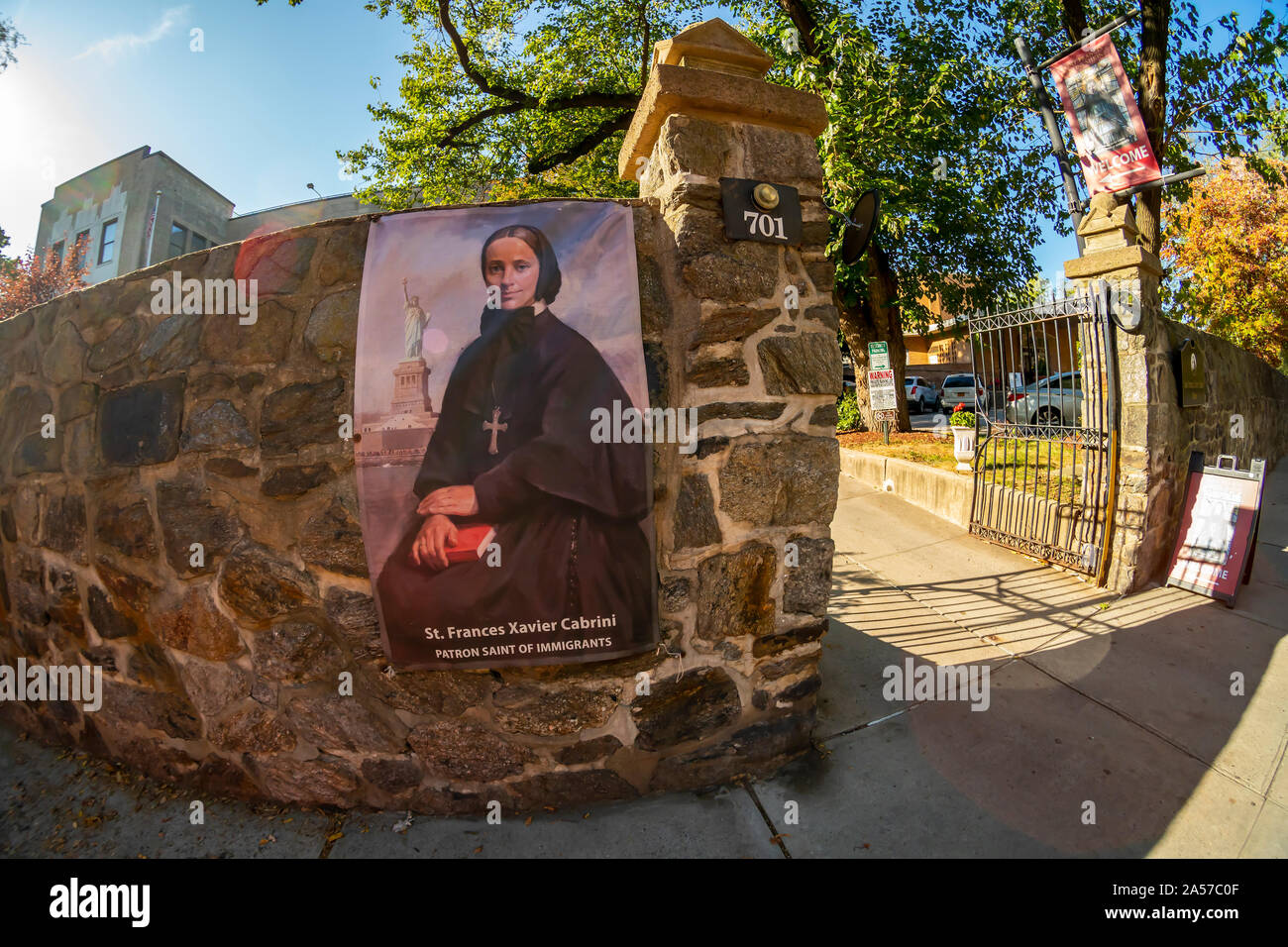 Le fleuve Frances Cabrini Shrine à New York le mardi, Octobre 15, 2019. New York State Gov. Andrew Cuomo a promis son appui d'une statue du saint après le Chirlaine McCray's, elle construit NYC" a rejeté sa.(© Richard B. Levine) Banque D'Images