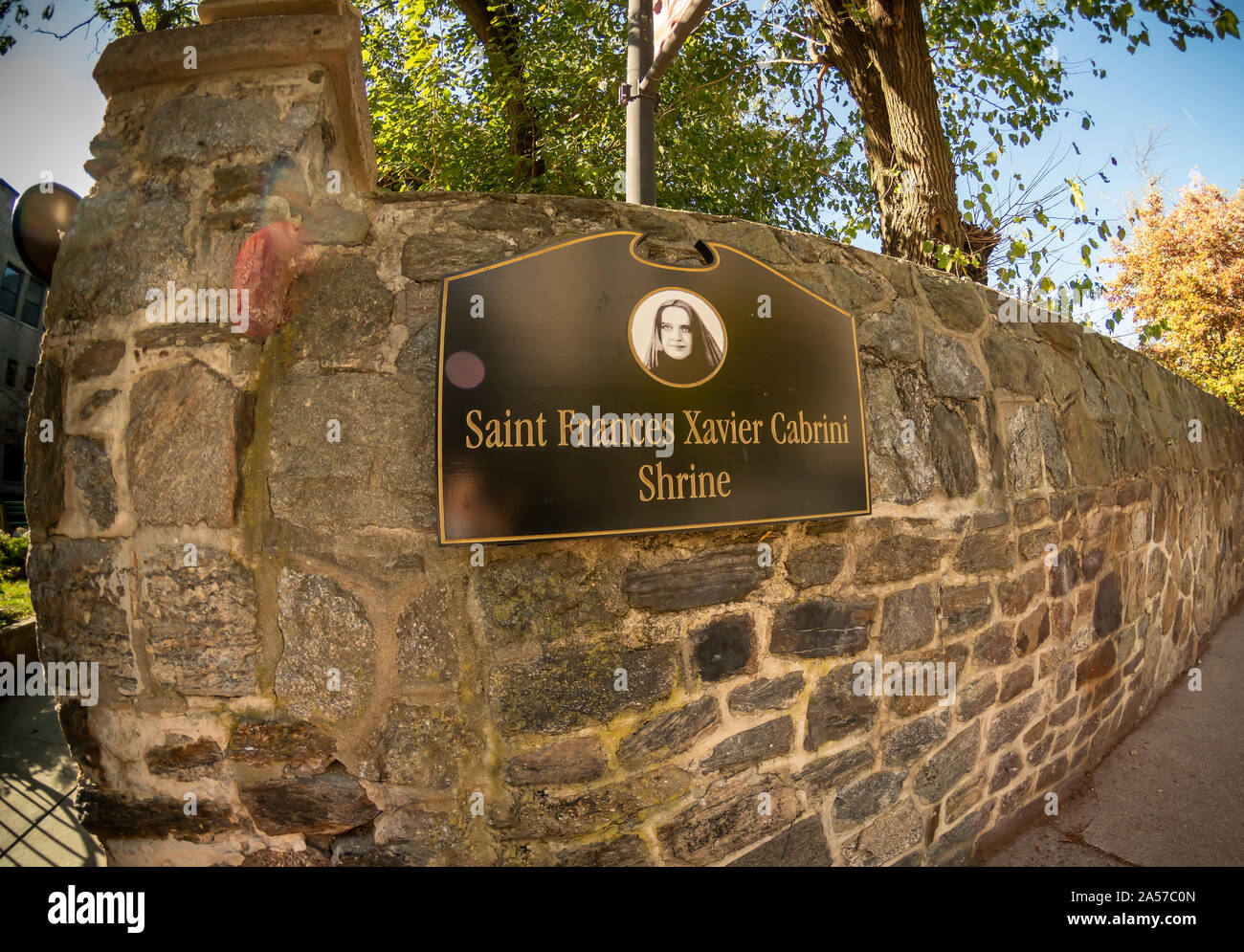 Le fleuve Frances Cabrini Shrine à New York le mardi, Octobre 15, 2019. New York State Gov. Andrew Cuomo a promis son appui d'une statue du saint après le Chirlaine McCray's, elle construit NYC" a rejeté sa.(© Richard B. Levine) Banque D'Images