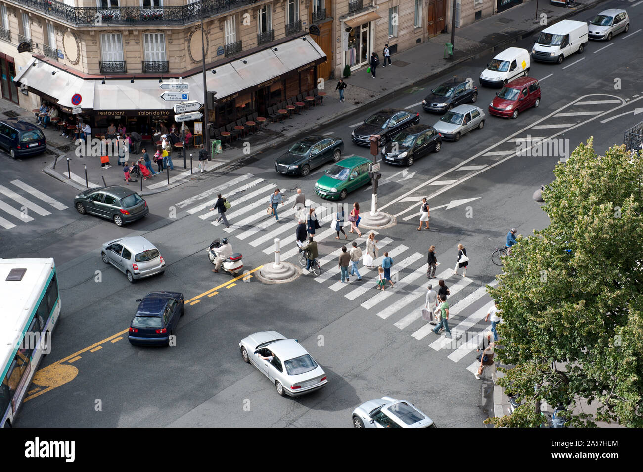 Portrait de carrefours, Paris, Ile-de-France, France Banque D'Images