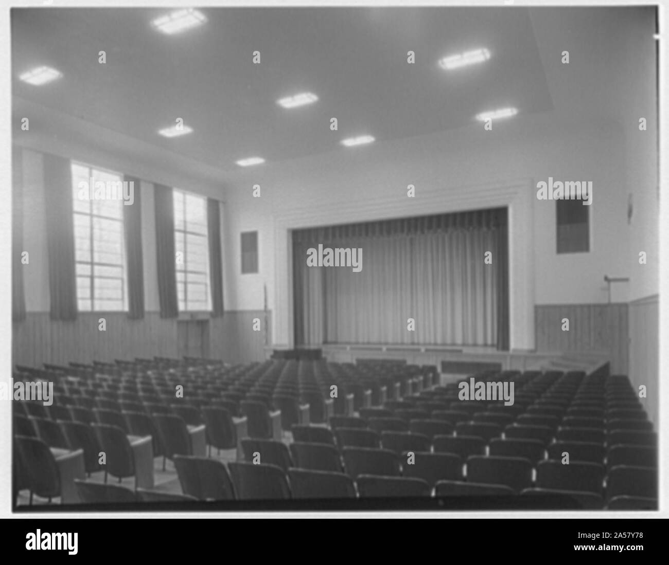 Walter R. Dolan Junior High School, Tom's Road, Stamford, Connecticut. Banque D'Images
