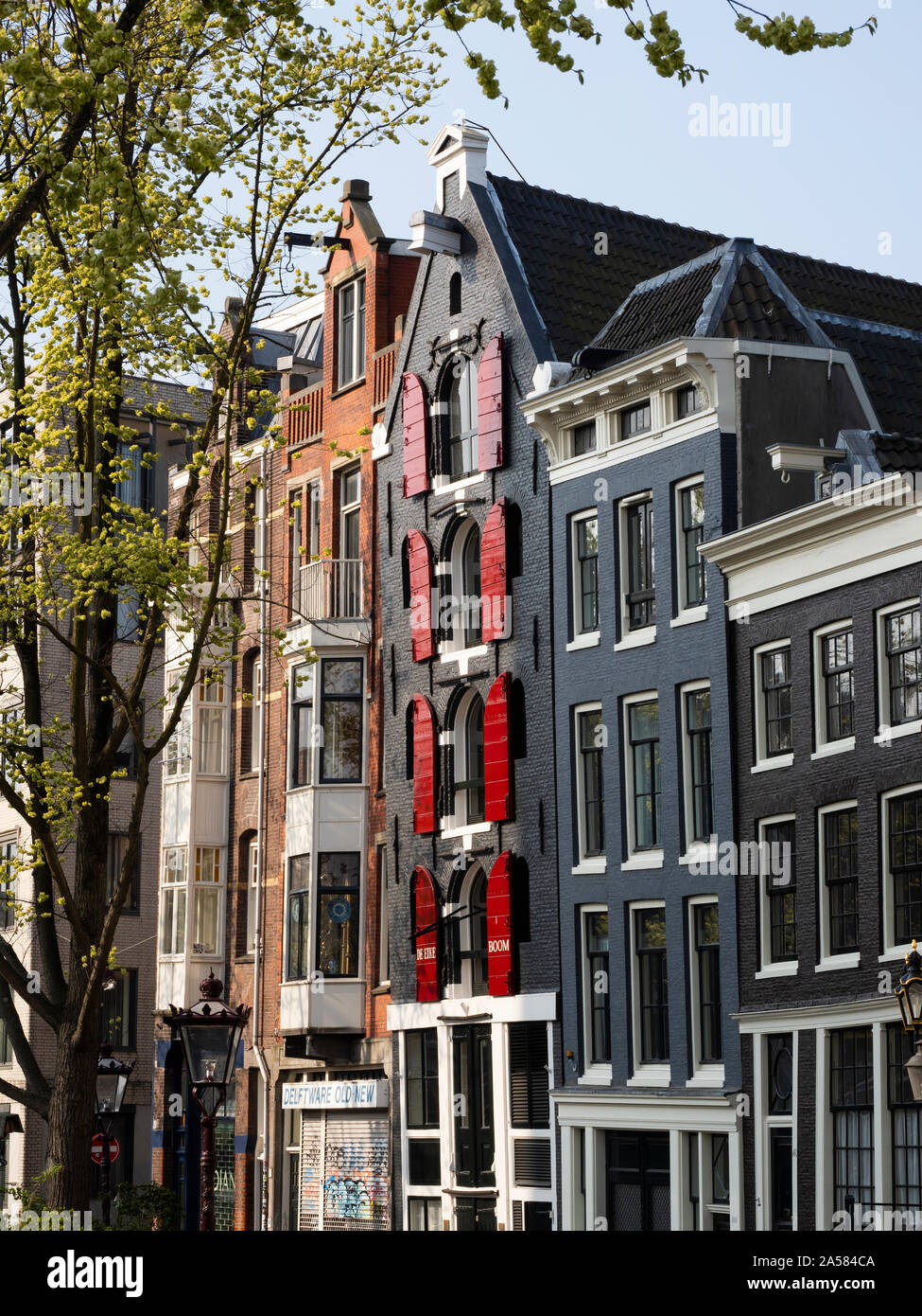 Maisons de ville à Canal Bloemgracht, quartier du Jordaan, à Amsterdam, Hollande, Pays-Bas Banque D'Images Maisons de ville à Canal Bloemgracht, quartier du Jordaan, à Amsterdam, Hollande, Pays-Bas Banque D'Images