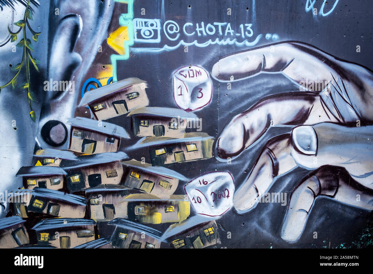 "Orion" par Chota, street art, peinture murale, graffiti, Comuna 13, Medellín, Colombie Banque D'Images