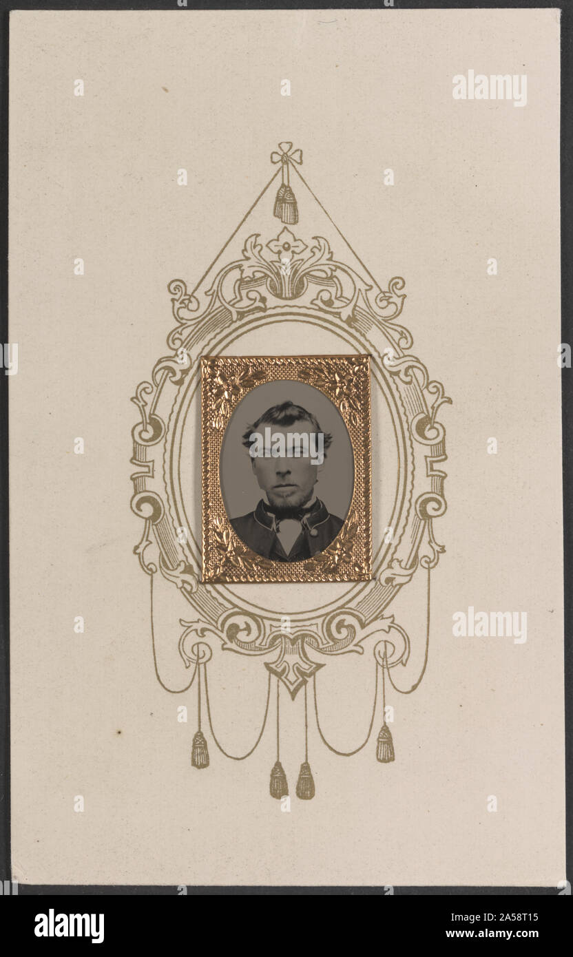 Homme non identifié] / E. Parker, en face de la galerie des fêtes, Brockport, N.Y Banque D'Images