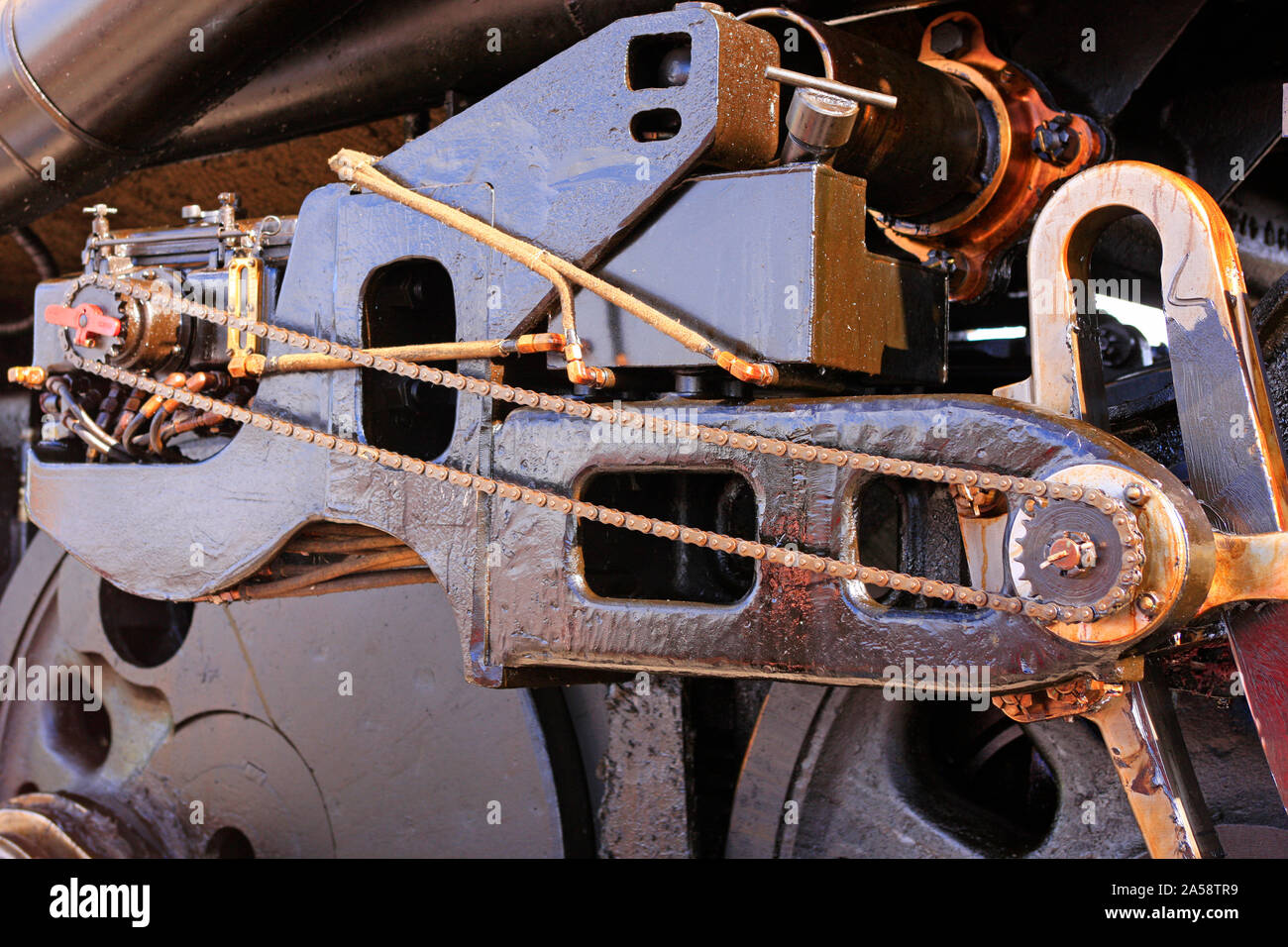 Close up of les engrenages d'entraînement sur 4014 Big Boy locomotive à vapeur de 1941 à Tucson sur son 150e voyage transcontinental à travers l'Amérique. Banque D'Images