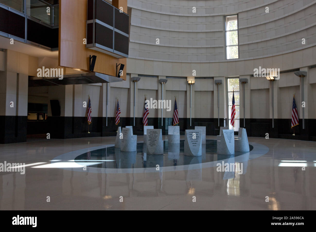 Untitled la poésie à l'Robert T. Matsui U.S. Courthouse, Sacramento, Californie Banque D'Images