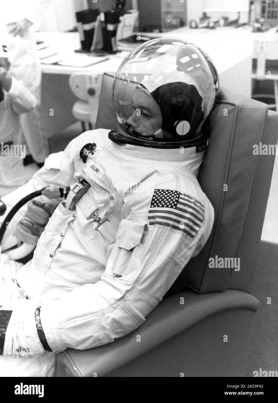 Membre de l'équipage d'Apollo 11 Michael Collins apparaît calme après activités aide pour sa participation à l'essai de démonstration de compte à rebours à bord du vaisseau spatial Apollo 11 Banque D'Images